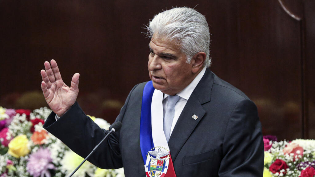 Tras un año en el poder en Panamá, Mulino promete no "ceder ni un milímetro de soberanía" ante EE. UU. Tras un año en el poder en Panamá, Mulino promete no "ceder ni un milímetro de soberanía" ante EE. UU.