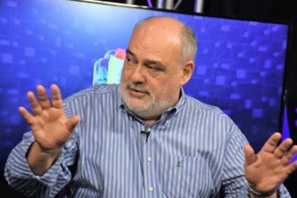 Elecciones en Corrientes: Colombi minimiza las encuestas, advierte un "voto oculto" y denuncia presiones