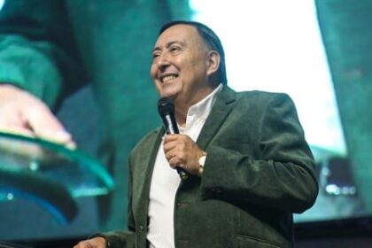 El otro "milagro" del pastor Ledesma: el día que un anillo de plástico se convirtió en diamante