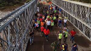 Inaugurado puente de guerra en caño El Muerto en Apure