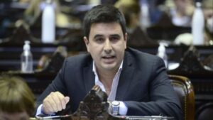 Diputado peronista tras los vetos de Milei calificó al Gobierno como "profundamente jodido y cruel"