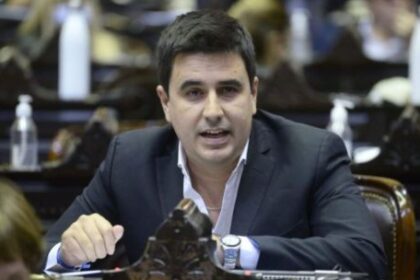 Diputado peronista tras los vetos de Milei calificó al Gobierno como "profundamente jodido y cruel"