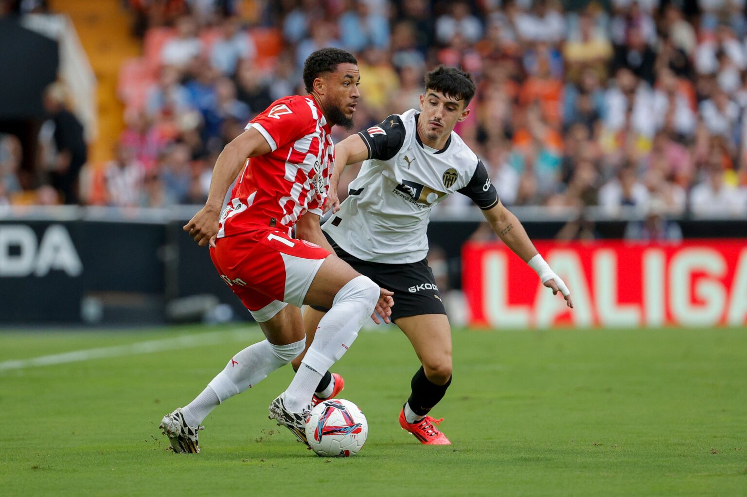 Acuerdo cerrado Villarreal-Valencia por Danjuma