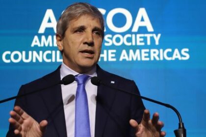 Luis Caputo sobre las derrotas en el Congreso: "No nos vamos a mover un ápice del programa económico"
