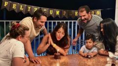 "Ay, qué noche tan preciosa": la historia de la canción de cumpleaños que se convirtió en "un pedazo de Venezuela que recorre el mundo"