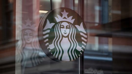 Starbucks logra semana récord de ventas con regreso del pumpkin spice latte Starbucks logra semana récord de ventas con regreso del pumpkin spice latte