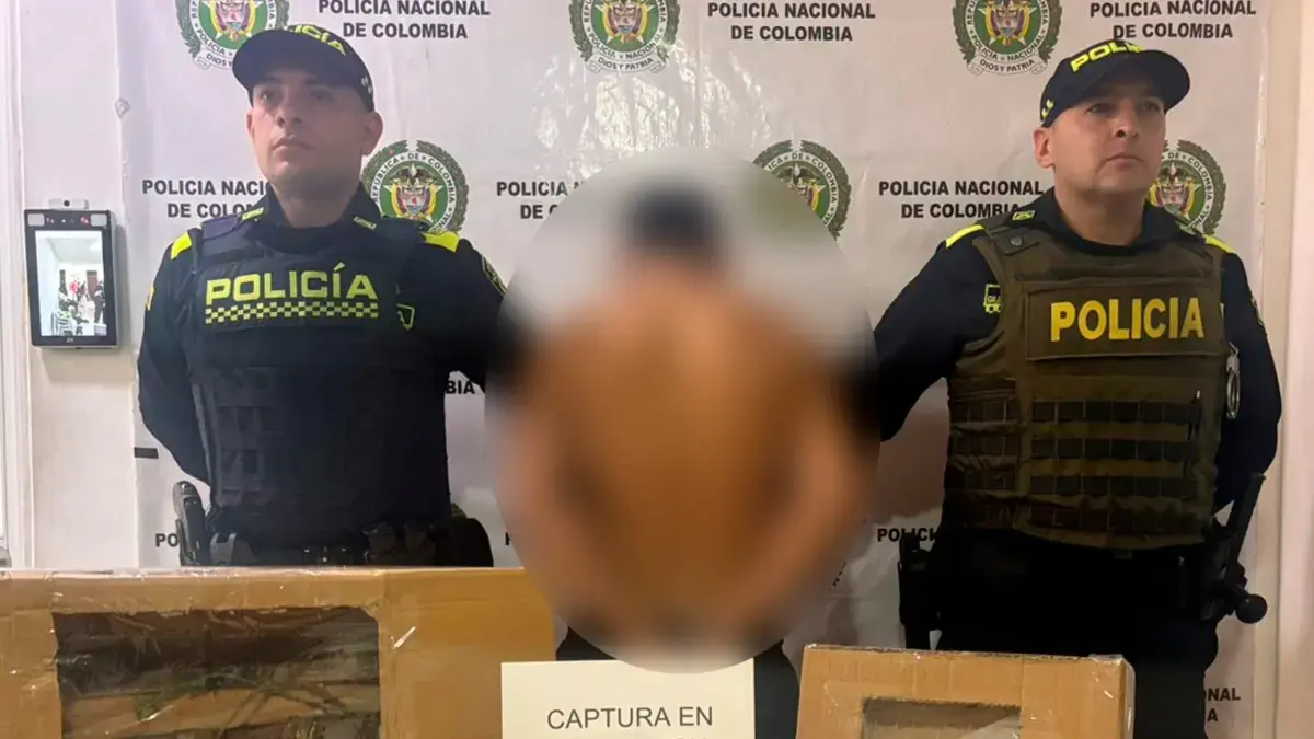 Mujer, su hijo de un año y su perro fueron asesinados en su vivienda por un intento de robo en Santander: hombre agredió a las víctimas con machete