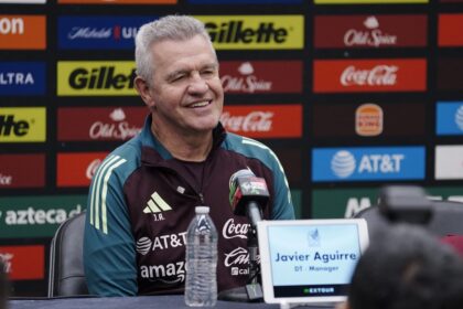 El Vasco Aguirre contundente, sin equipo, no regalará el sexto mundial a Memo Ochoa