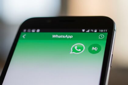 Llega a WhatsApp una función para hablar con quienes no tienen la aplicación: cómo usar los “chats de invitados”