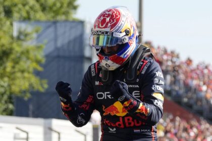 Max Verstappen logra pole position en Monza con récord de velocidad