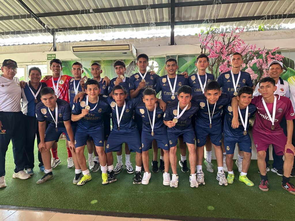 Juegos Intercolegiados: ya hay campeones en fútbol, balonmano y baloncesto