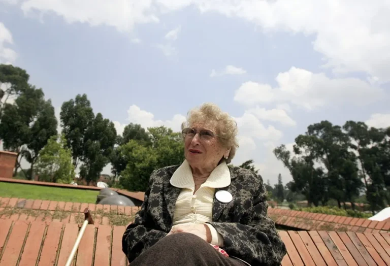 Rosa Roisinblit, presidenta honoraria de Abuelas de Plaza de Mayo, fallece a los 106 años
