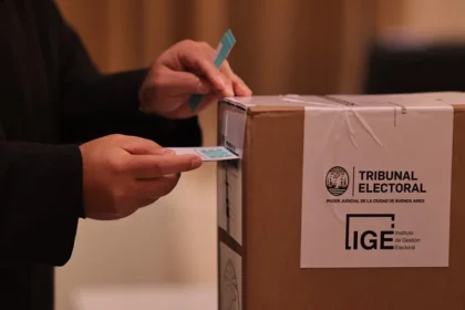Abren los centros de votación en la provincia de Buenos Aires para las elecciones legislativas
