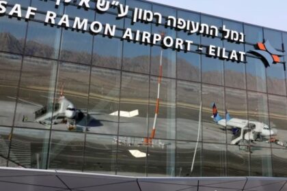 Un dron hutí cayó en la zona de arribos de un aeropuerto en el sur de Israel sin que sonaran las sirenas, según autoridades