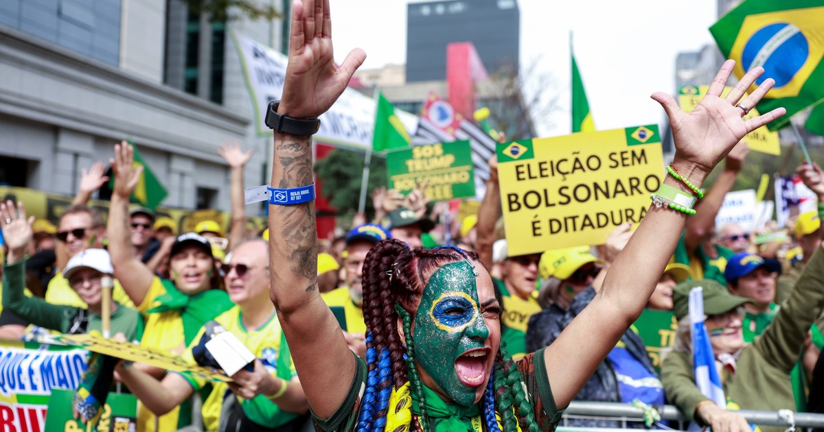 Brasil: miles de personas salen a las calles antes del veredicto judicial por golpismo contra el ex presidente Jair Bolsonaro