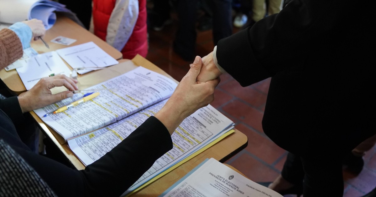 Elecciones en la Provincia: está yendo a votar más gente de la esperada y el debate es a quién beneficiaría