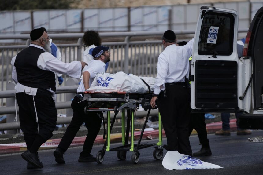 Seis muertos en un ataque a tiros en una parada de autobús de Jerusalén