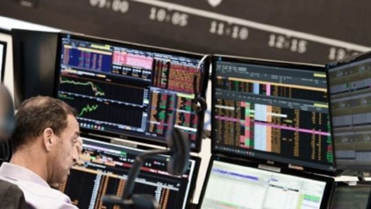 Lunes teñido de rojo: las acciones y ADRs en Wall Street se derrumban hasta 23% Lunes teñido de rojo: las acciones y ADRs en Wall Street se derrumban hasta 23%