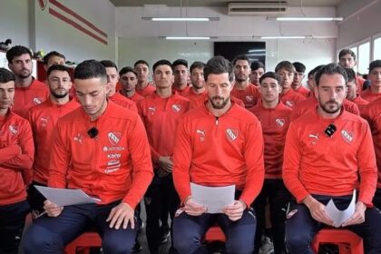 El plantel de Independiente rompió el silencio tras el fallo de Conmebol con un mensaje en conjunto en que le piden apoyo a los demás clubes argentinos