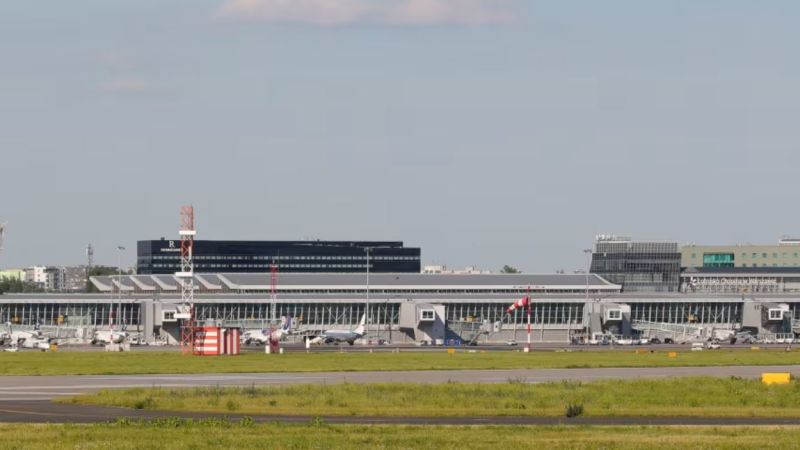 Aviones polacos y de la OTAN despegaron y el aeropuerto de Varsovia cerró tras reportes de drones rusos sobre Polonia