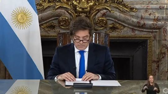 Javier Milei hablará en Cadena Nacional el próximo lunes para presentar el Presupuesto 2026 Javier Milei hablará en Cadena Nacional el próximo lunes para presentar el Presupuesto 2026