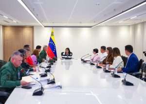 Gobierno Nacional supervisa plan de rehabilitación de escuelas de las Bricomiles Gobierno Nacional supervisa plan de rehabilitación de escuelas de las Bricomiles