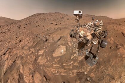 Hallazgos del rover de la NASA en Marte sugieren posibles signos de vida antigua