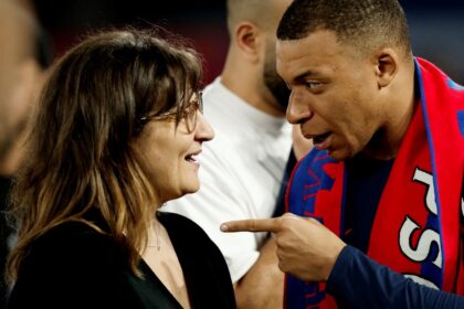 La madre de Mbappé habló como nunca del dolor de criar a una estrella: por qué llegó a engordar 22 kilos y el trauma de no verlo nunca solo