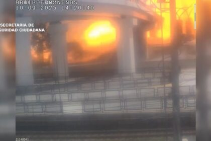 "Todo era lumbre": Video muestra la explosión de un pipa de gas en una avenida de la Ciudad de México