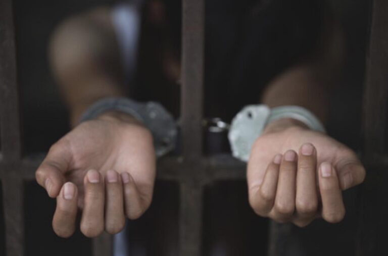 Militar ecuatoriano es enviado a prisión preventiva por la violación de soldado en cuartel – AlbertoNews