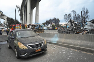 Ciudad de México: tres muertos y decenas de heridos al explotar un camión que transportaba gas