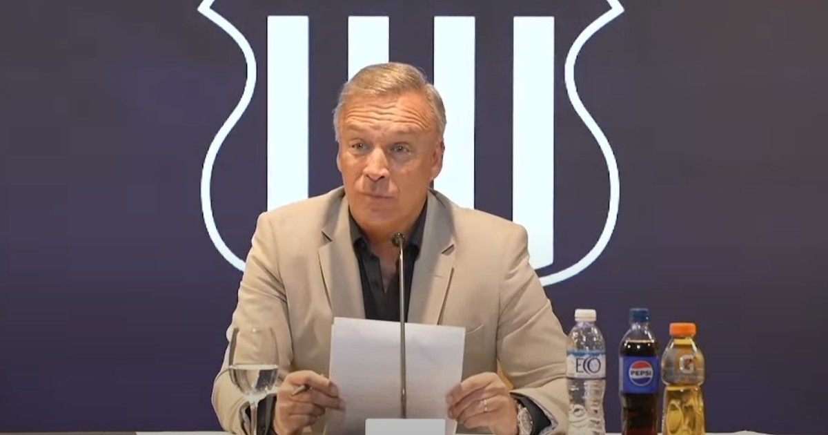 Andrés Fassi, a un año del escándalo con la AFA, habló de la crisis en Talleres y le pidió perdón a Claudio Tapia: "Me equivoqué" Andrés Fassi, a un año del escándalo con la AFA, habló de la crisis en Talleres y le pidió perdón a Claudio Tapia: "Me equivoqué"