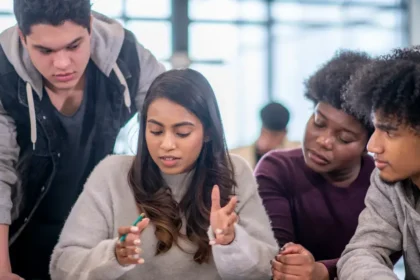 Guía para saber si fue seleccionado como jurado de votación para las elecciones de Consejos de Juventud en Colombia 2025
