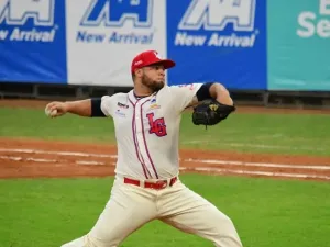 Tiburones tendrá a Escobar y Arejula desde el primer día