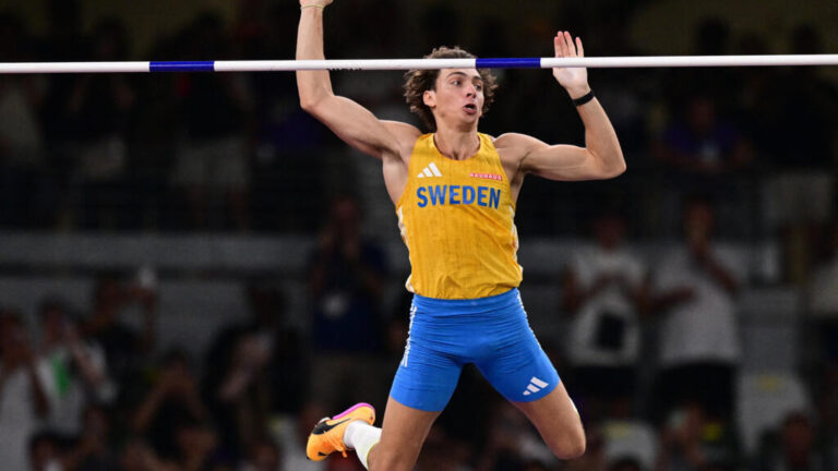 Mundial de atletismo: Armand Duplantis bate su 14.º récord mundial con un salto de 6,30 metros