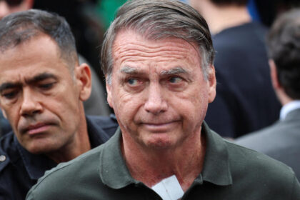 Bolsonaro es trasladado a un hospital por “emergencia”, su segundo ingreso médico tras ser condenado