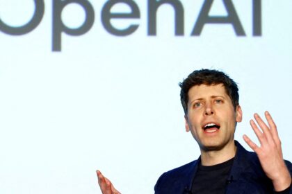 La era post celulares, cada vez más cerca: revelan los primeros detalles del dispositivo con IA y sin pantalla de OpenAI