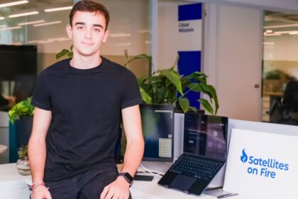 Un joven argentino creó una app que detecta incendios antes que los sistemas de la NASA y ya opera en toda la región