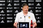 El Valencia y la Asociación de Futbolistas impulsan una recaudación solidaria para financiar la operación de Lubo Penev