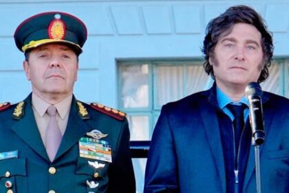El Gobierno cambia a la mayoría de los jefes de las Fuerzas Armadas por sugerencia de Carlos Presti