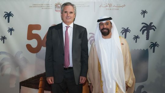 Emiratos Árabes Unidos celebró su Día Nacional con la presencia de altos funcionarios del Gobierno