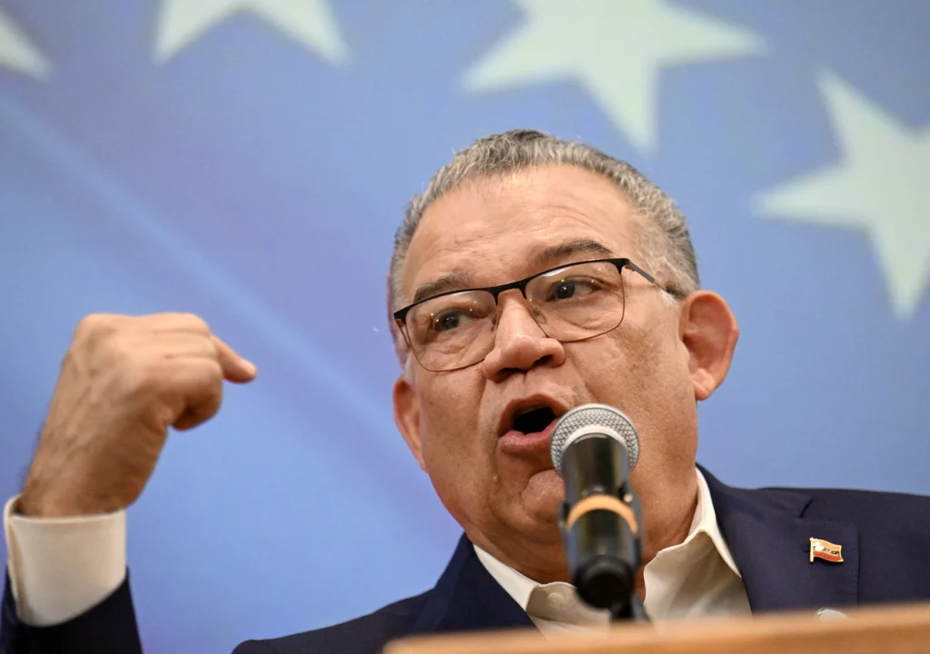 Enrique Márquez propuso seis decisiones ante la crisis eléctrica
