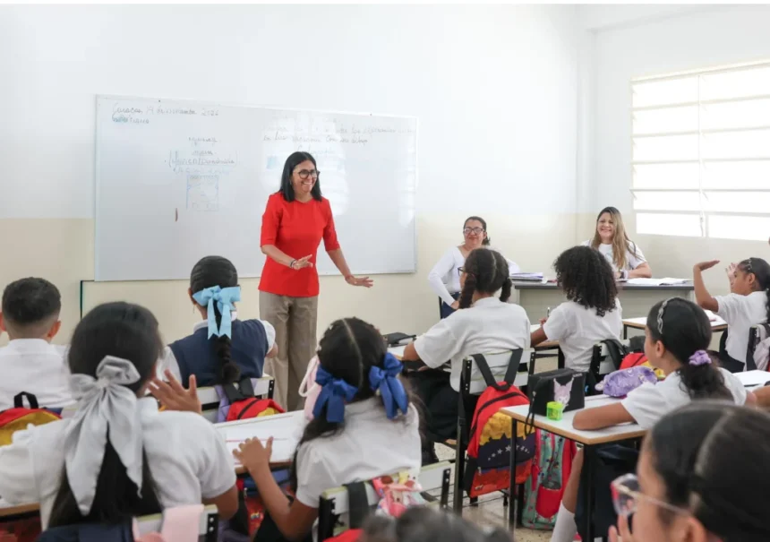 Año escolar 2026-2027 comenzó con ausentismo y reubicación de alumnos