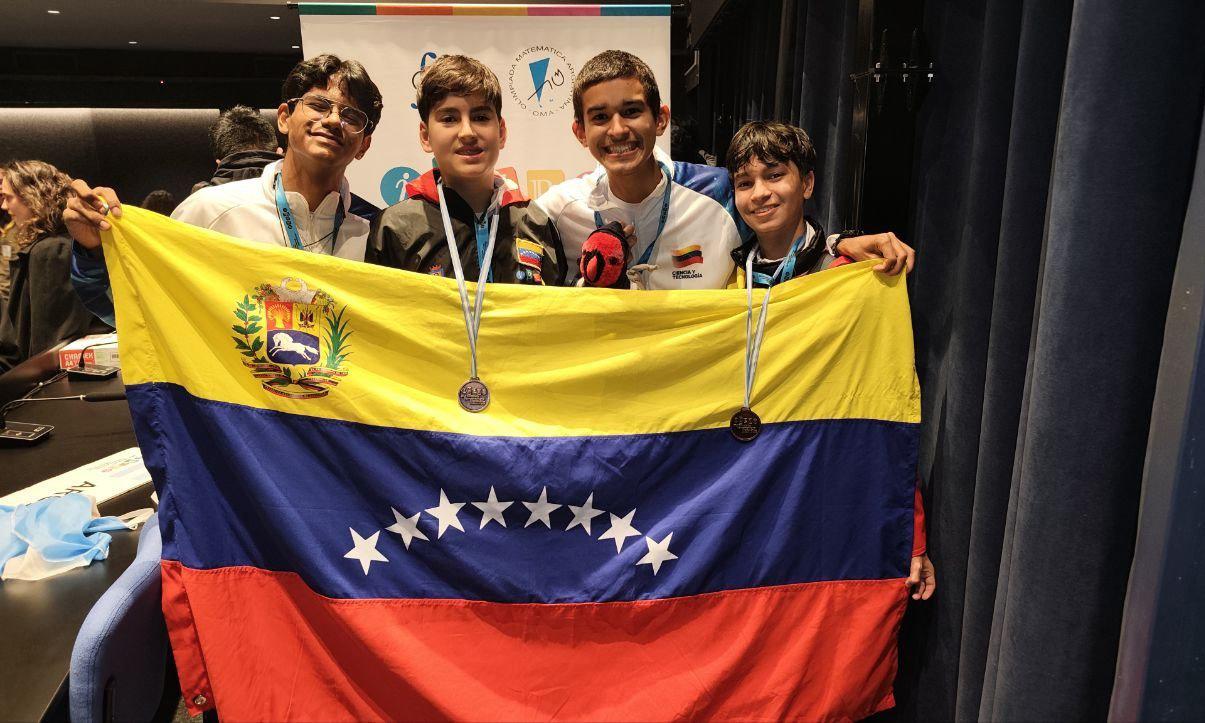 Cuatro venezolanos recibieron reconocimientos en la Olimpiada Iberoamericana de Matemáticas