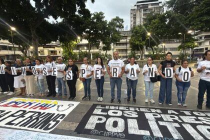 Comité por la Libertad de los Presos Políticos realizó vigilia en Chacao