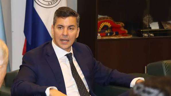 Senado de Paraguay autoriza viaje de Santiago Peña a Venezuela