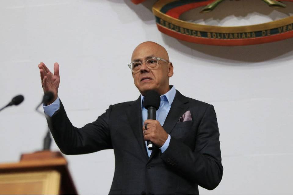 Reino Unido elevará relaciones diplomáticas con Venezuela y nombrará embajador