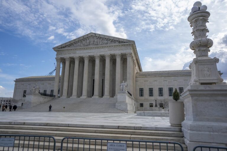 Tribunal Supremo de Estados Unidos autoriza cruce de datos de ciudadanía