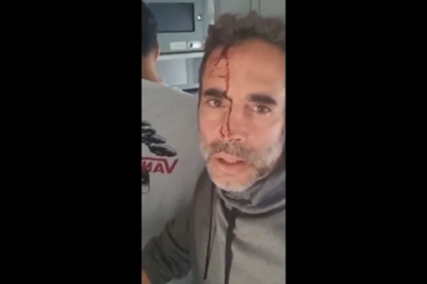 Desvían vuelo rumbo a Israel tras apuñalamiento de un piloto