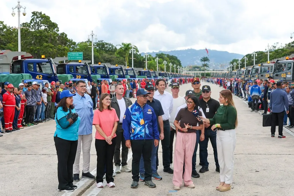 Delcy Rodríguez activa los 244 Equipos Renace en Los Próceres